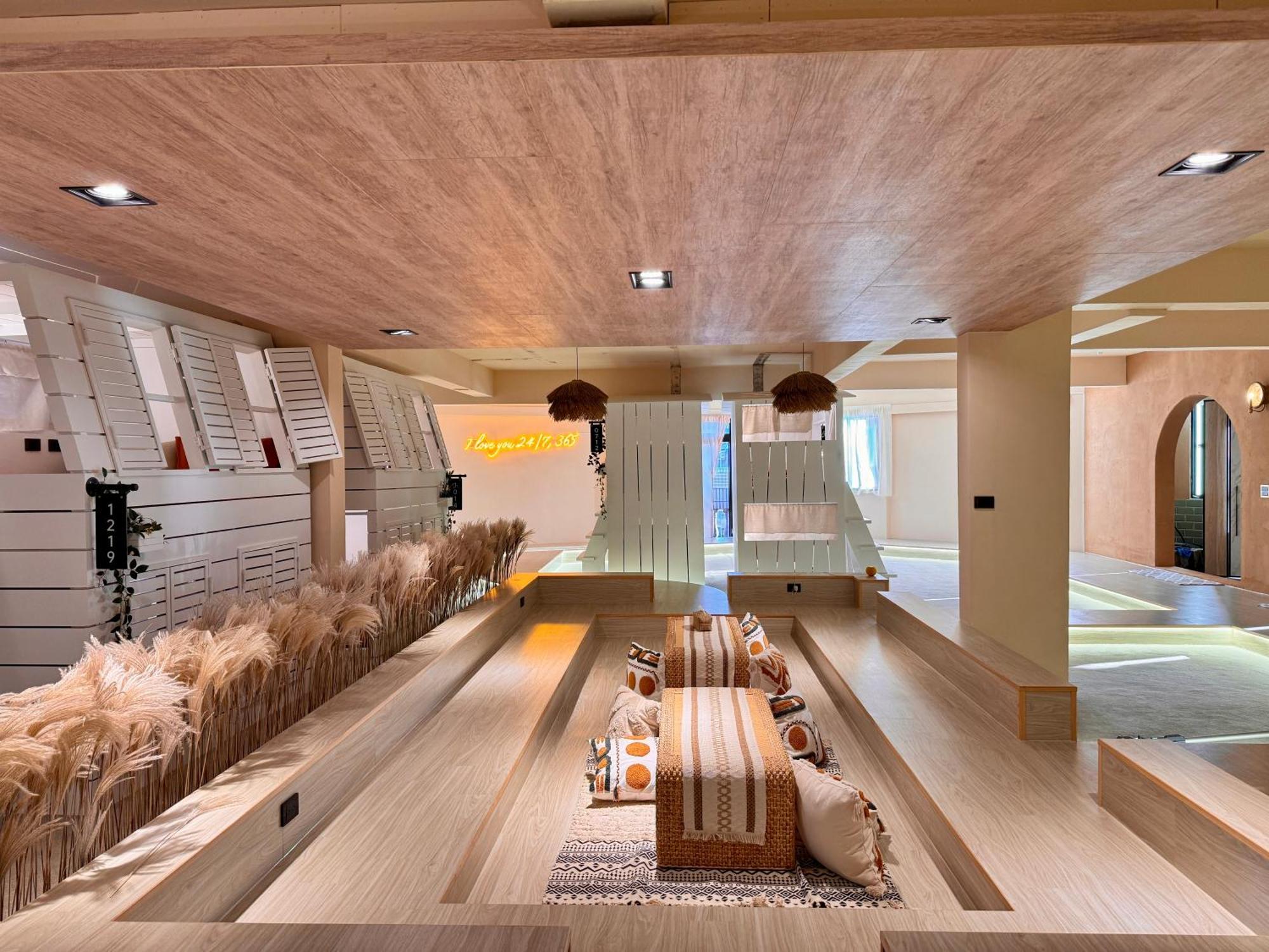 Perbed Hostel-Taichung Station المظهر الخارجي الصورة
