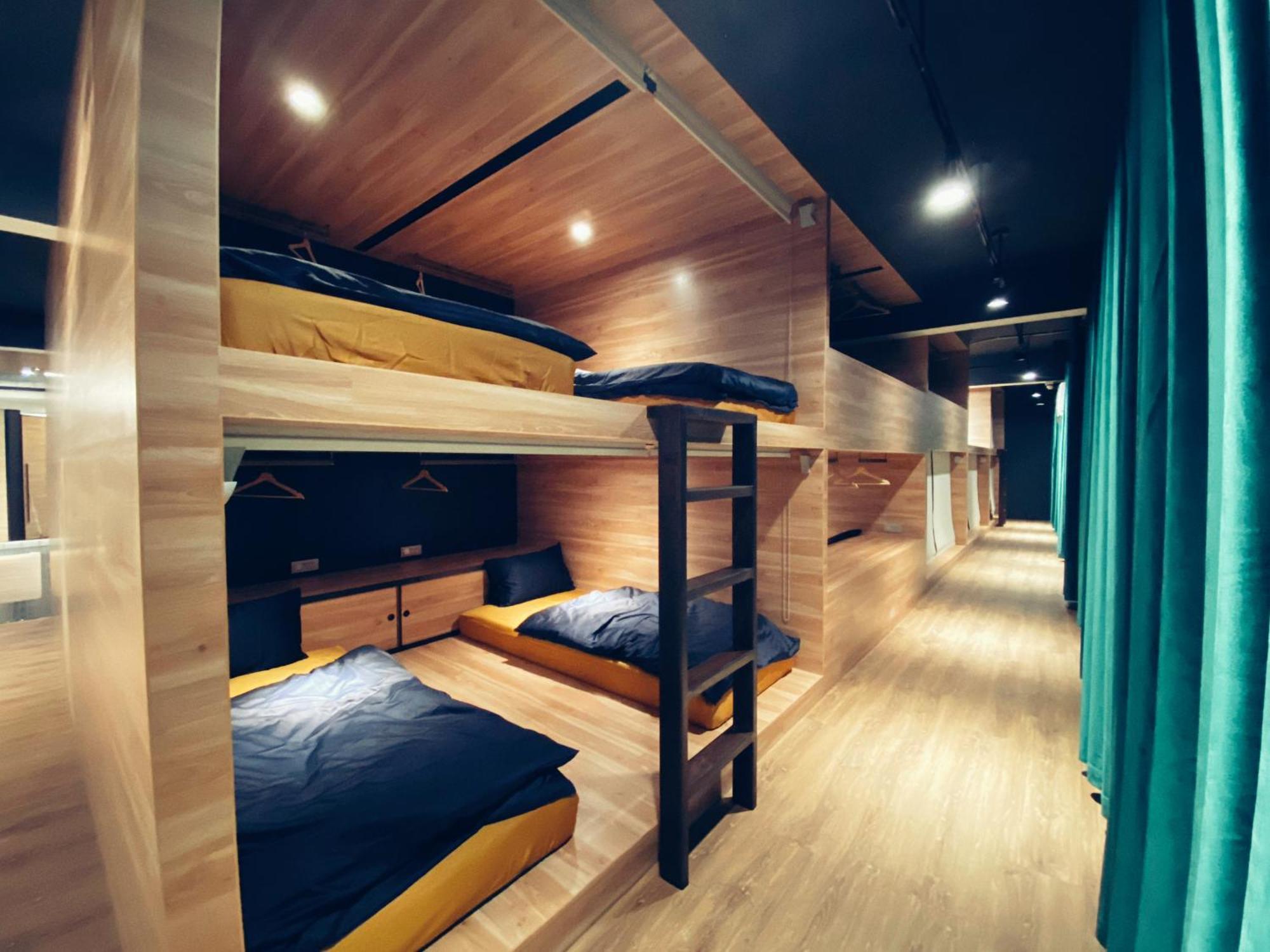 Perbed Hostel-Taichung Station المظهر الخارجي الصورة
