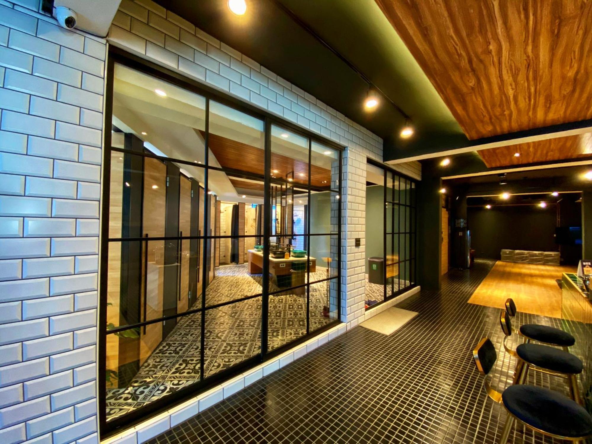 Perbed Hostel-Taichung Station المظهر الخارجي الصورة